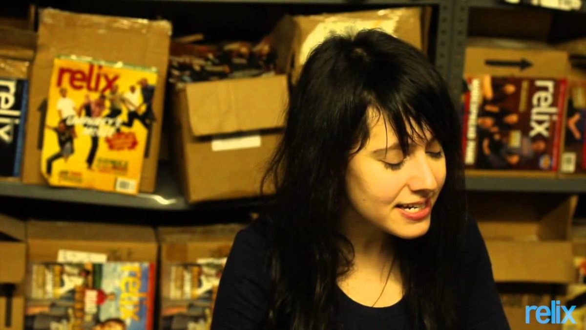 Elizabeth the Catapult "Happy Pop"