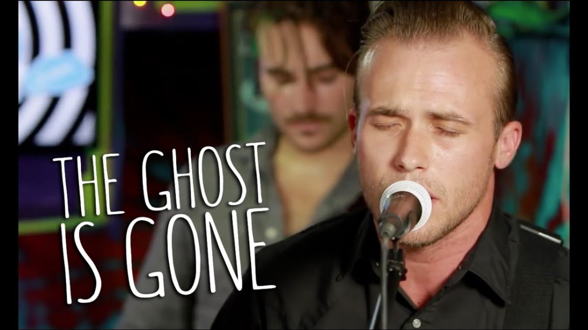 THE SHELTERS - "The Ghost is Gone" (Live at JITV HQ in Los Angeles, CA) #JAMINTHEVAN
