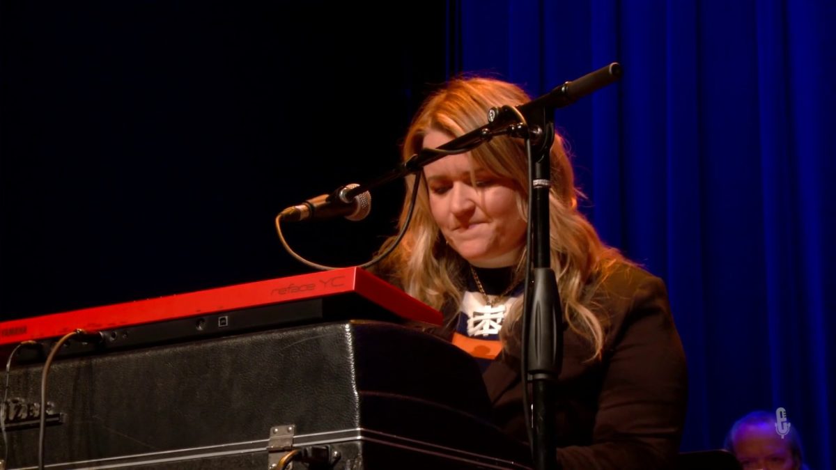 Emily Gimble - Canyon Of Gold (Live on eTown)