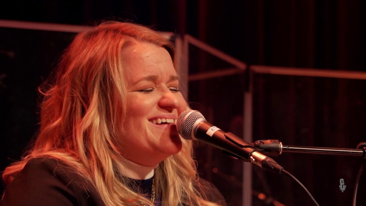Emily Gimble - Certain Kinda (Live on eTown)