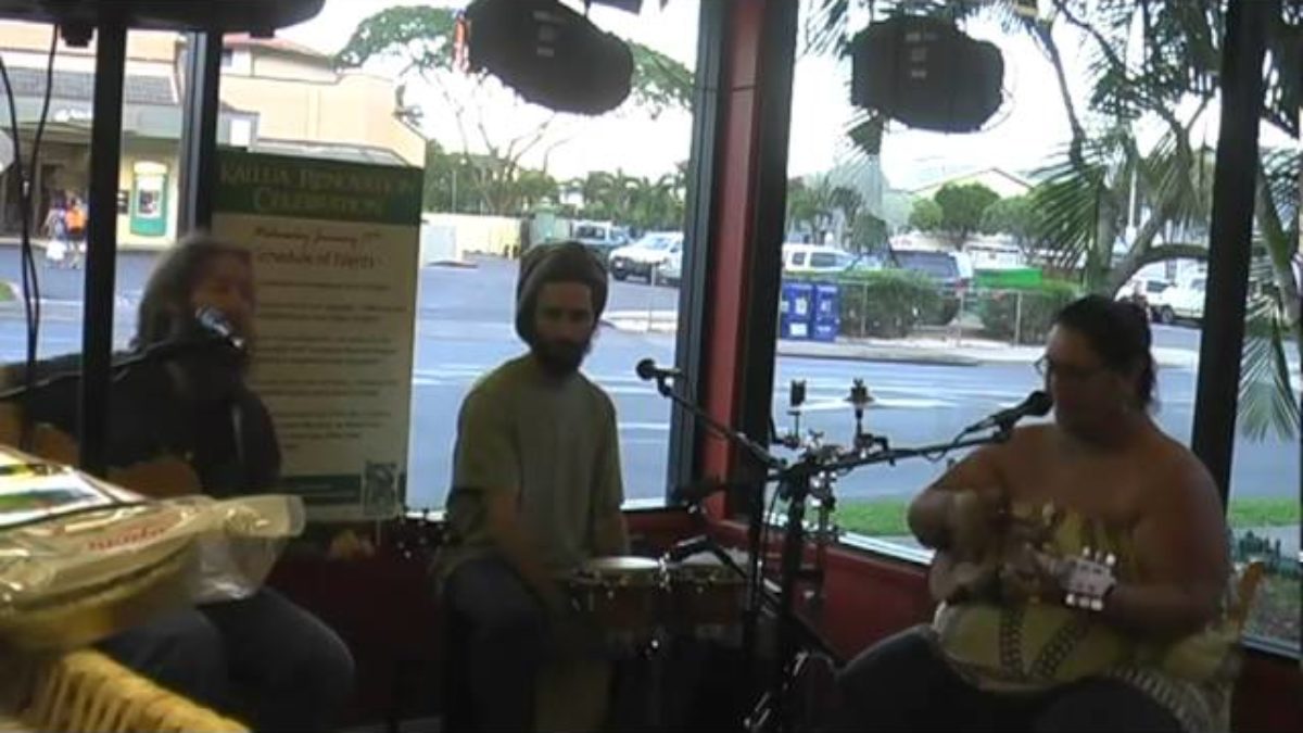 Paula Fuga, Mike Love, Sam Gonsalves 1-19-2011, Country Road, Down to Earth, Kailua