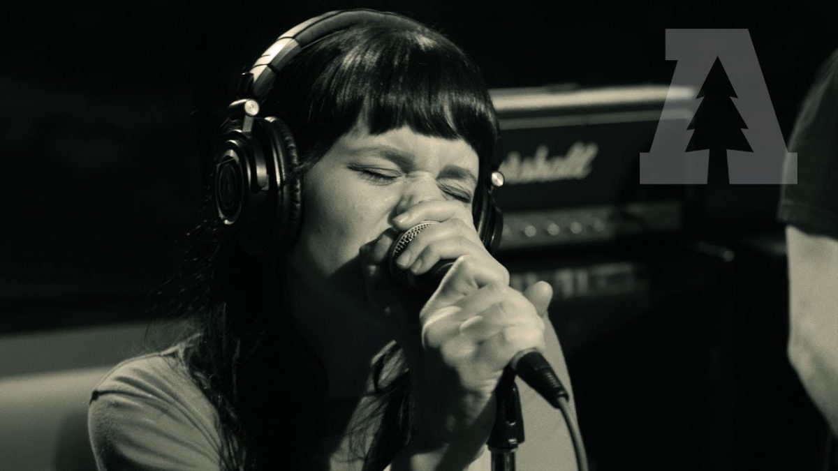 Gouge Away - Uproar / Dis s o c i a t i o n | Audiotree Live