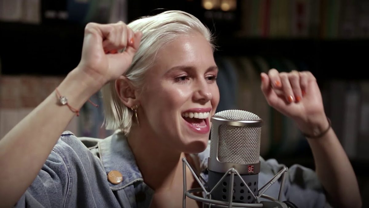 Grace Weber - Elated - 12/19/2017 - Paste Studios - New York - NY