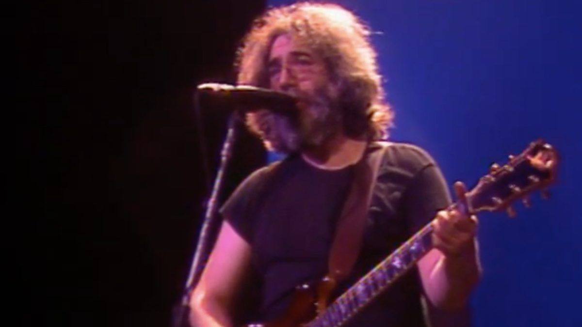 Grateful Dead Performs ‘Truckin’ In 1980: Pro-Shot Video