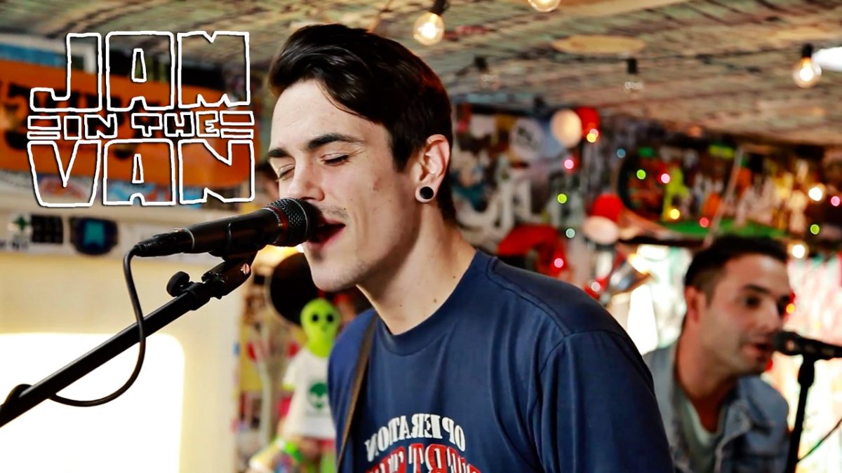 GROVES - "Urges" (Live From JITV HQ in Los Angeles, CA 2017) #JAMINTHEVAN