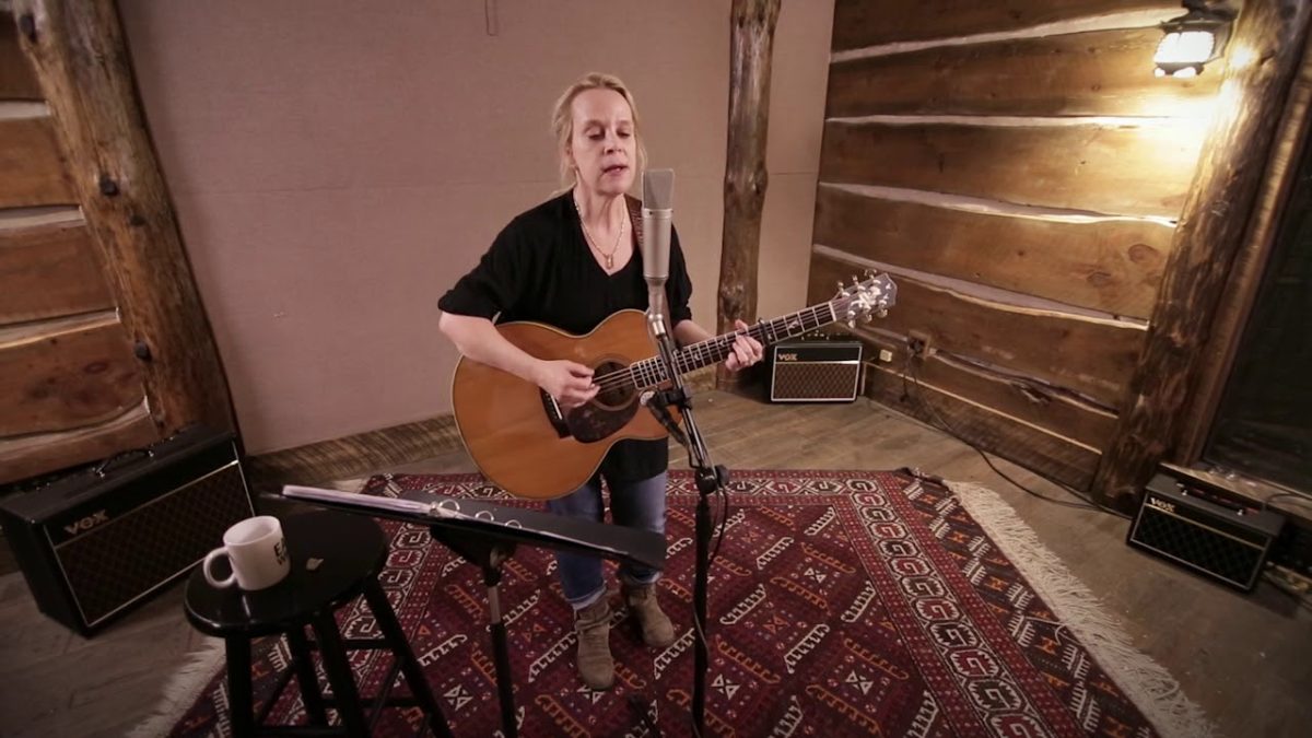 Mary Chapin Carpenter - Heroes and Heroines - 4/3/2018 - Paste Studios - New York, NY