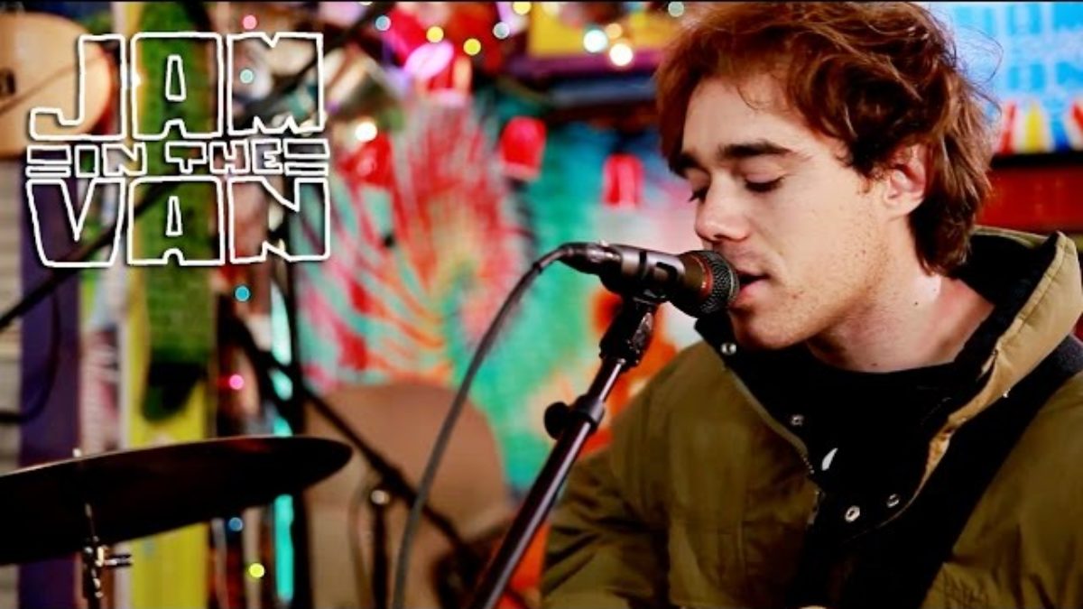 AVI BUFFALO - "Overwhelmed with Pride" (Live from JITV HQ in Los Angeles, CA 2017) #JAMINTHEVAN