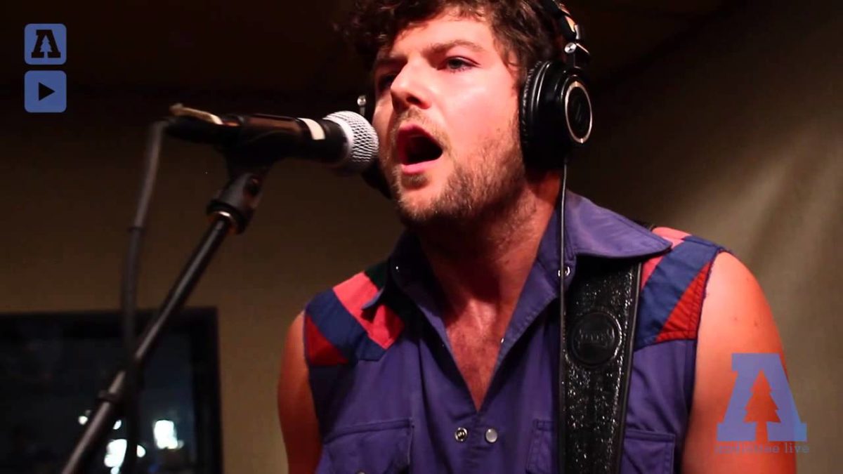 He's My Brother, She's My Sister - Can't See The Stars - Audiotree Live