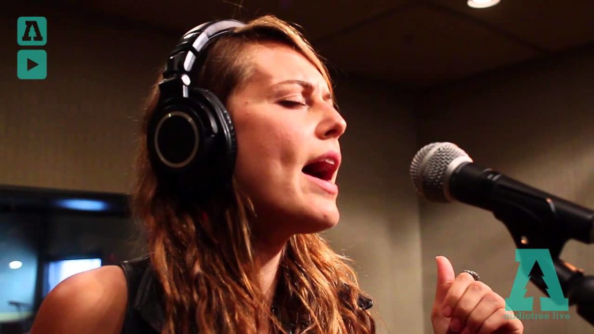 He's My Brother, She's My Sister - Lazy Days - Audiotree Live
