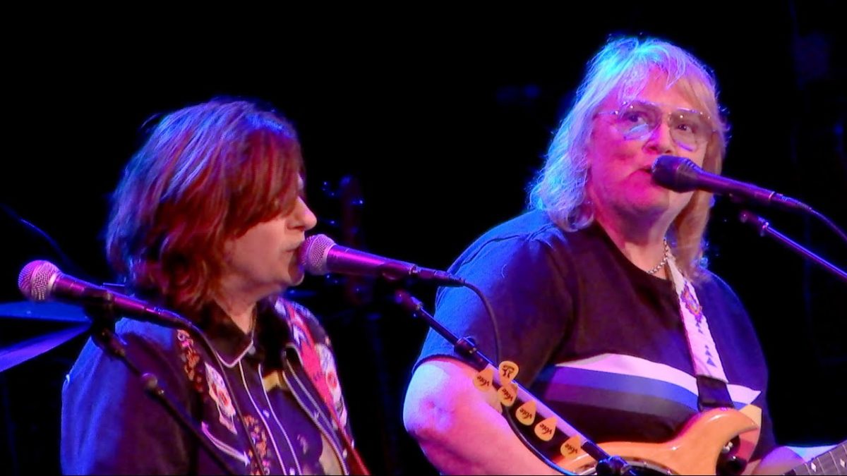 Howl at the Moon - Indigo Girls | Live from Here with Chris Thile