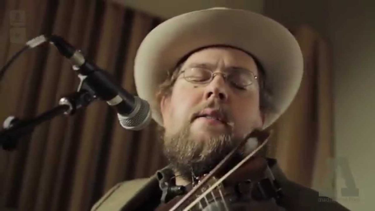 Howlin' Brothers - Julia Belle Swain - Audiotree Live