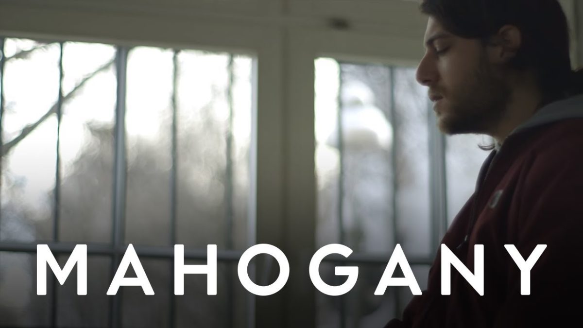 Husky - I'm Not Coming Back | Mahogany Session