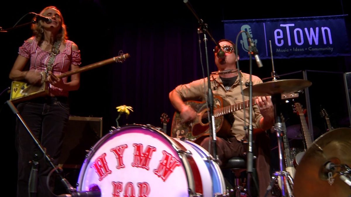 Hymn For Her - The Road Song (eTown webisode #1078)