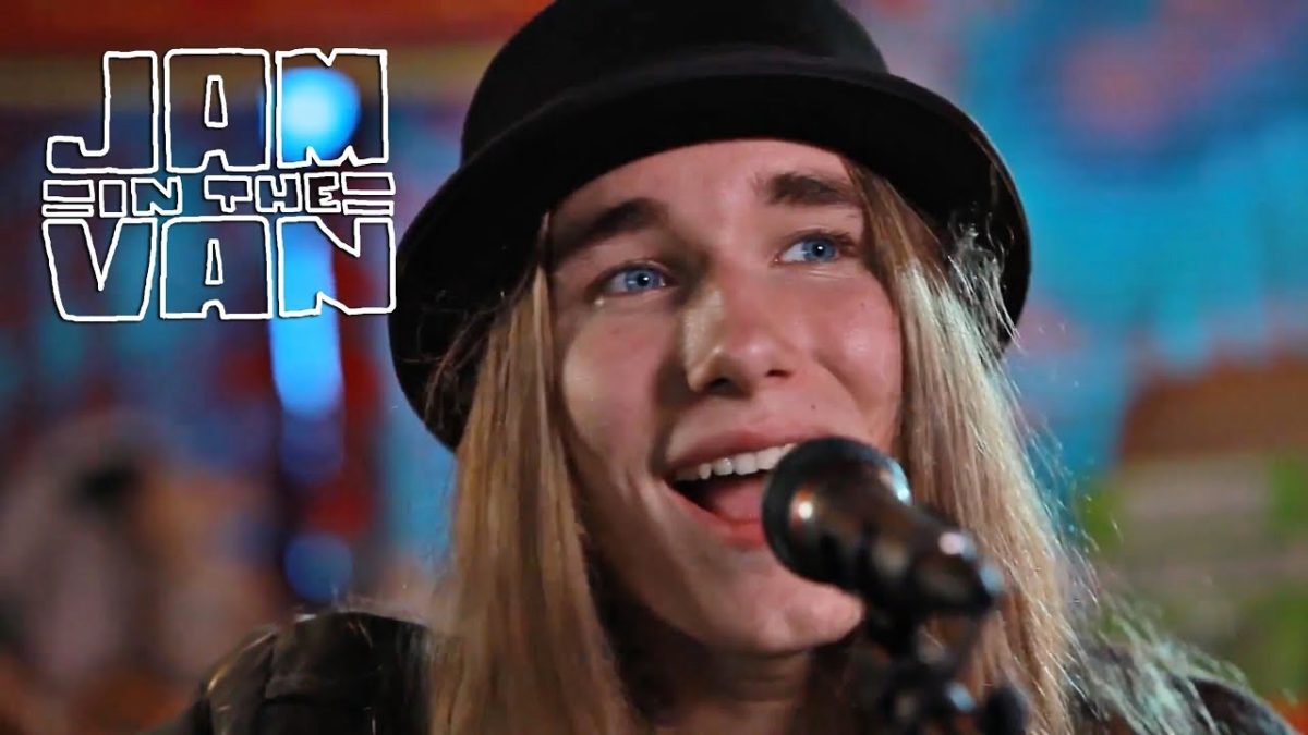 SAWYER FREDERICKS - "Hide Your Ghost" (Live at JITVHQ in Los Angeles, CA 2017) #JAMINTHEVAN
