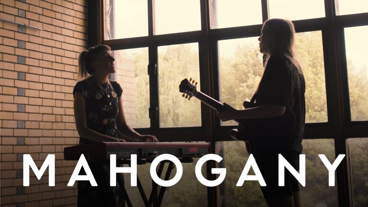 IDER - Kiss It Better (Rihanna Cover) | Mahogany Session