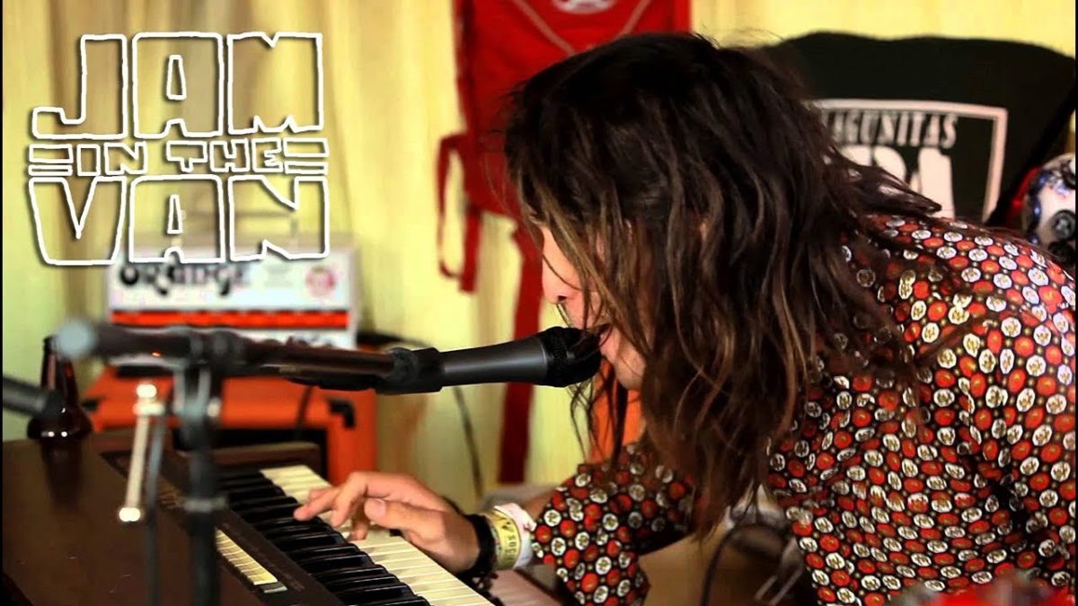 MR. ELEVATOR & THE BRAIN HOTEL - "Right Where You Ought to Be" (Live at Burgerama III) #JAMINTHEVAN