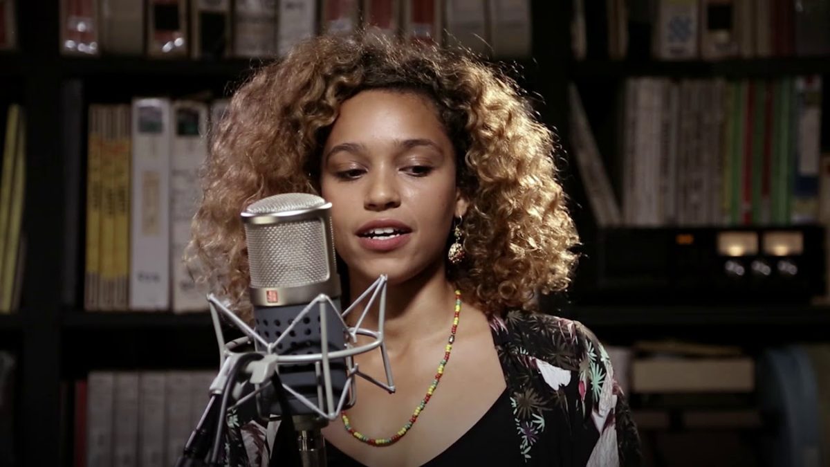 Izzy Bizu - Full Session - 8/2/2017 - Paste Studios - New York, NY
