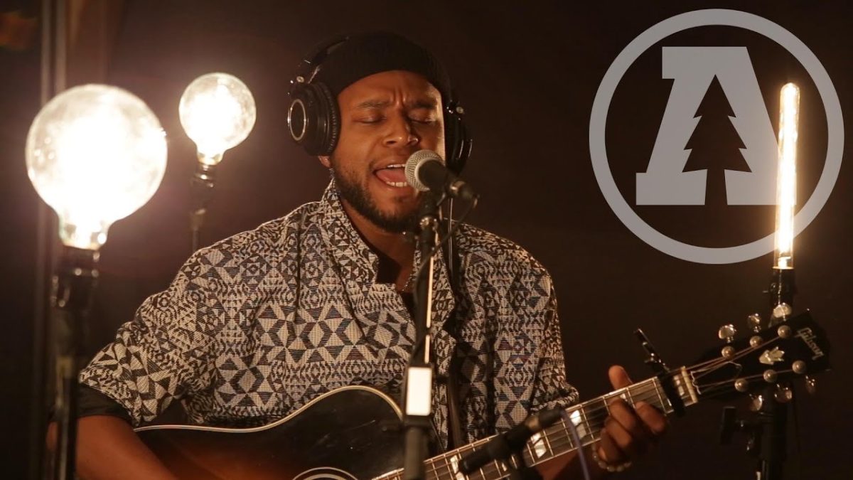 Jerome Holloway - Breathe or Bleed | Audiotree Live