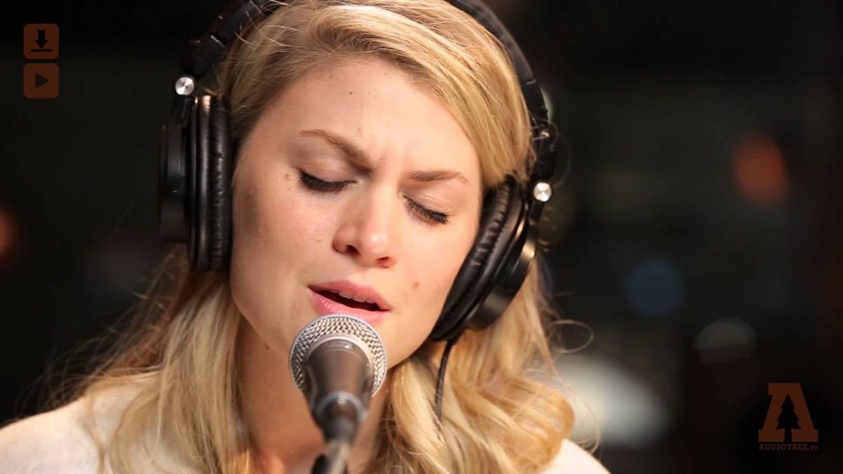 Jillian Edwards - Fragile - Audiotree Live