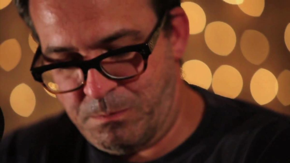 Joe Pernice - Tell Me When It's Over (Live on KEXP)