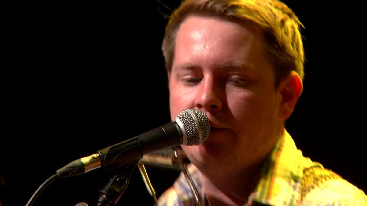 John Fullbright - Gawd Above (eTown webisode #1260)