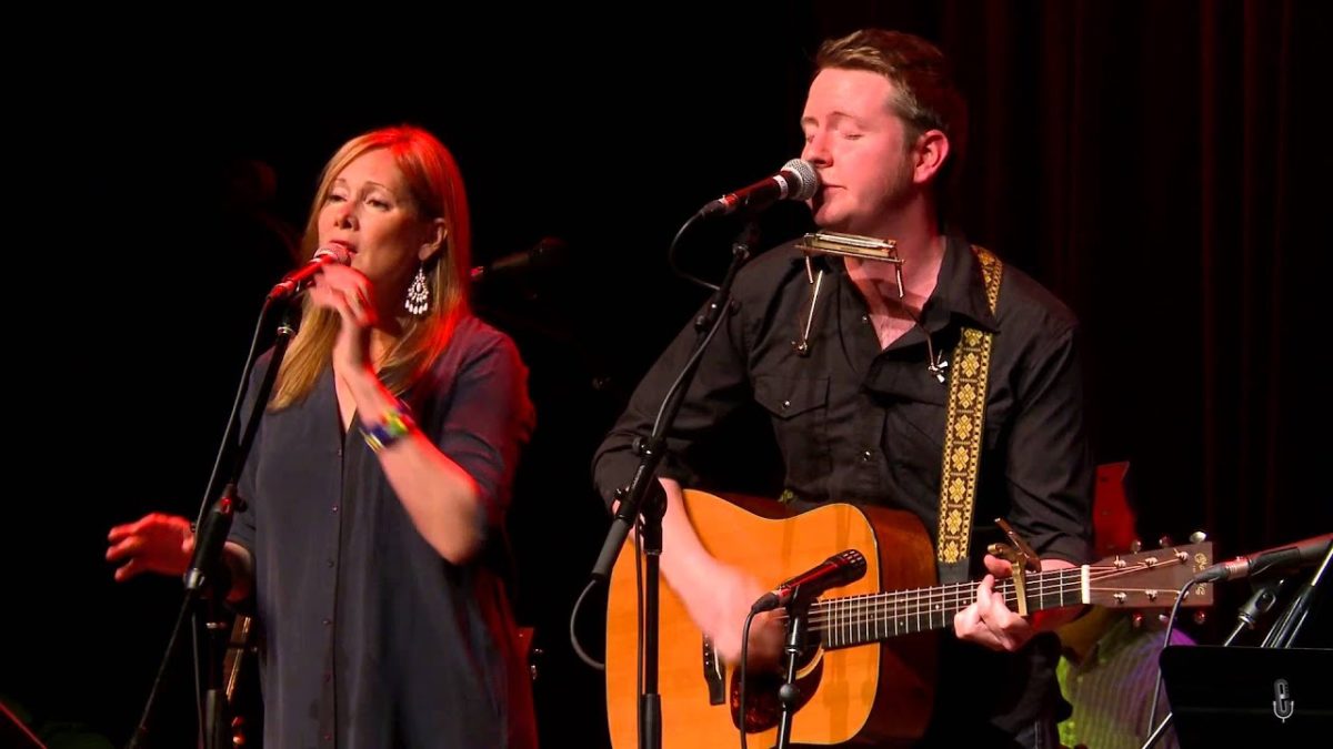 John Fullbright - Going Home ( eTown webisode #857)