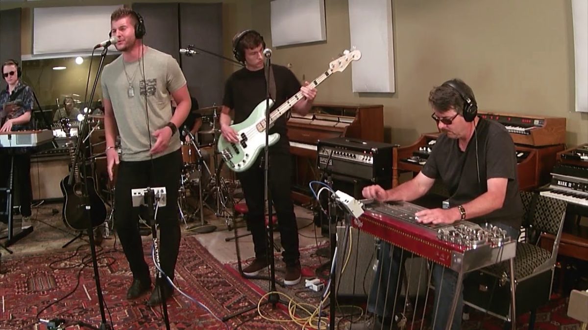 Justin Fabus - Come Around - Daytrotter Session - 6/29/2018