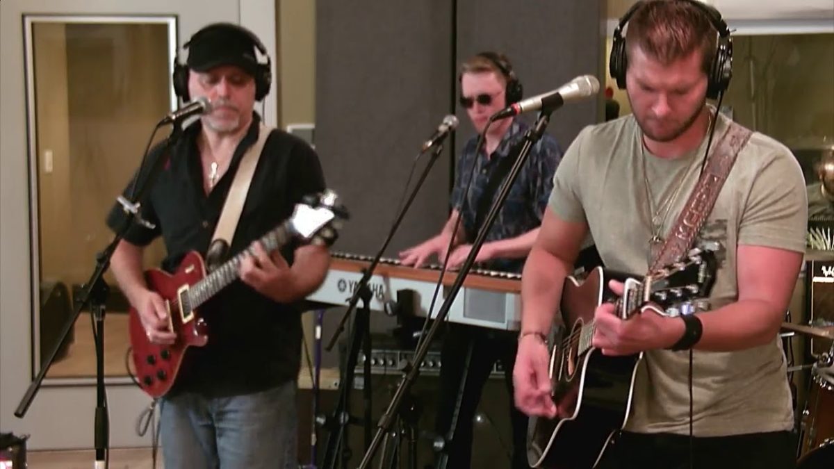 Justin Fabus - Remedy - Daytrotter Session - 6/29/2018