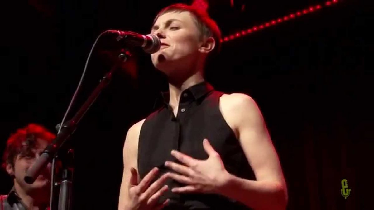 Kat Edmonson - "Oh My Love" (eTown webisode #725)
