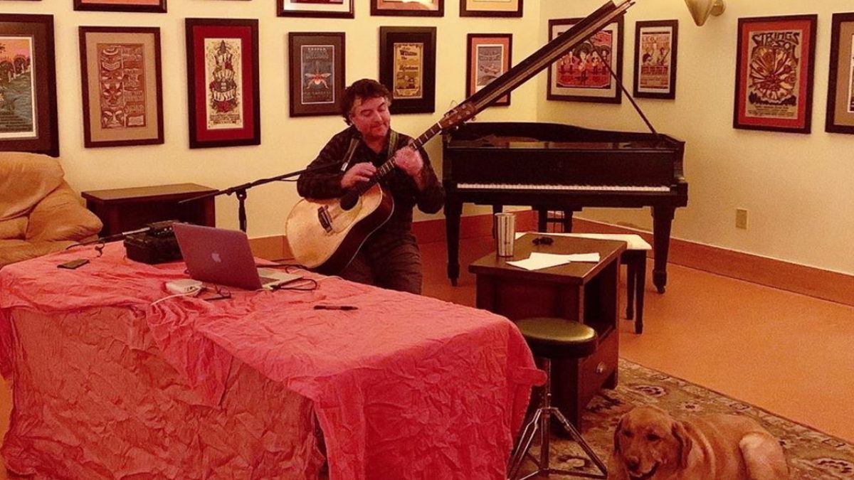 Keller Williams Announces ‘Live From Keller’s Cellar’ Live Stream