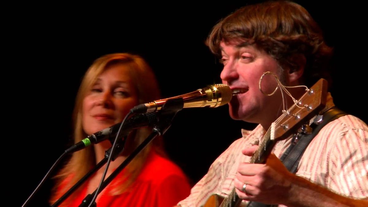 Keller Williams Trio - She Rolls (eTown webisode #898)