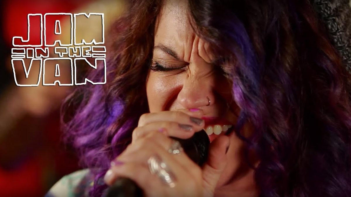 BEEBS AND HER MONEY MAKERS - "Miss Kaptain Kangaroo" (Live from California Roots 2015) #JAMINTHEVAN