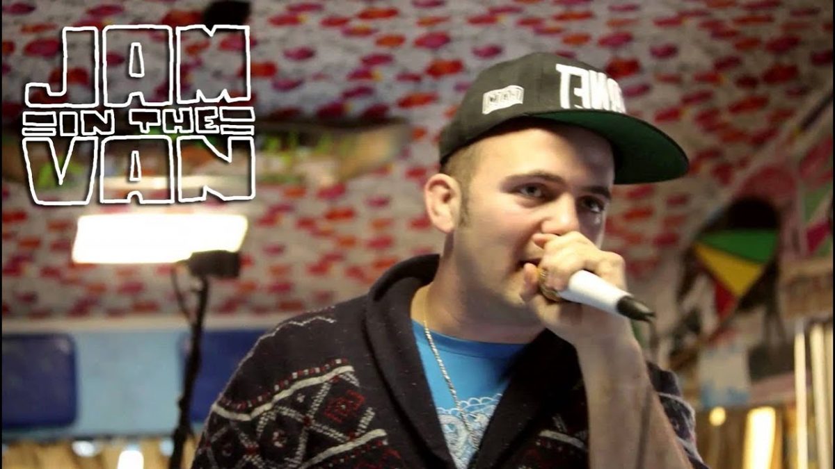 KOSHA DILLZ - "Hangin Out" (Live in West Hollywood, CA) #JAMINTHEVAN
