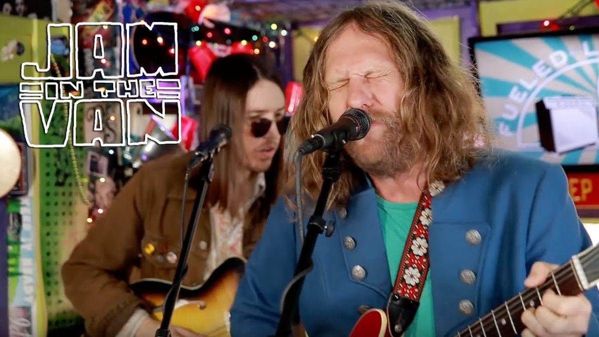 THE BLANK TAPES - "Don't You Feel" (Live at JITV HQ in Los Angeles, CA) #JAMINTHEVAN