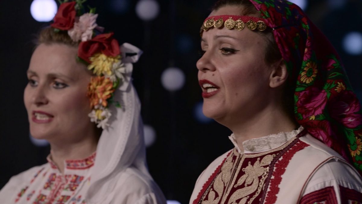 Le Mystere des Voix Bulgares - Douda E Bolna (Live on KEXP)