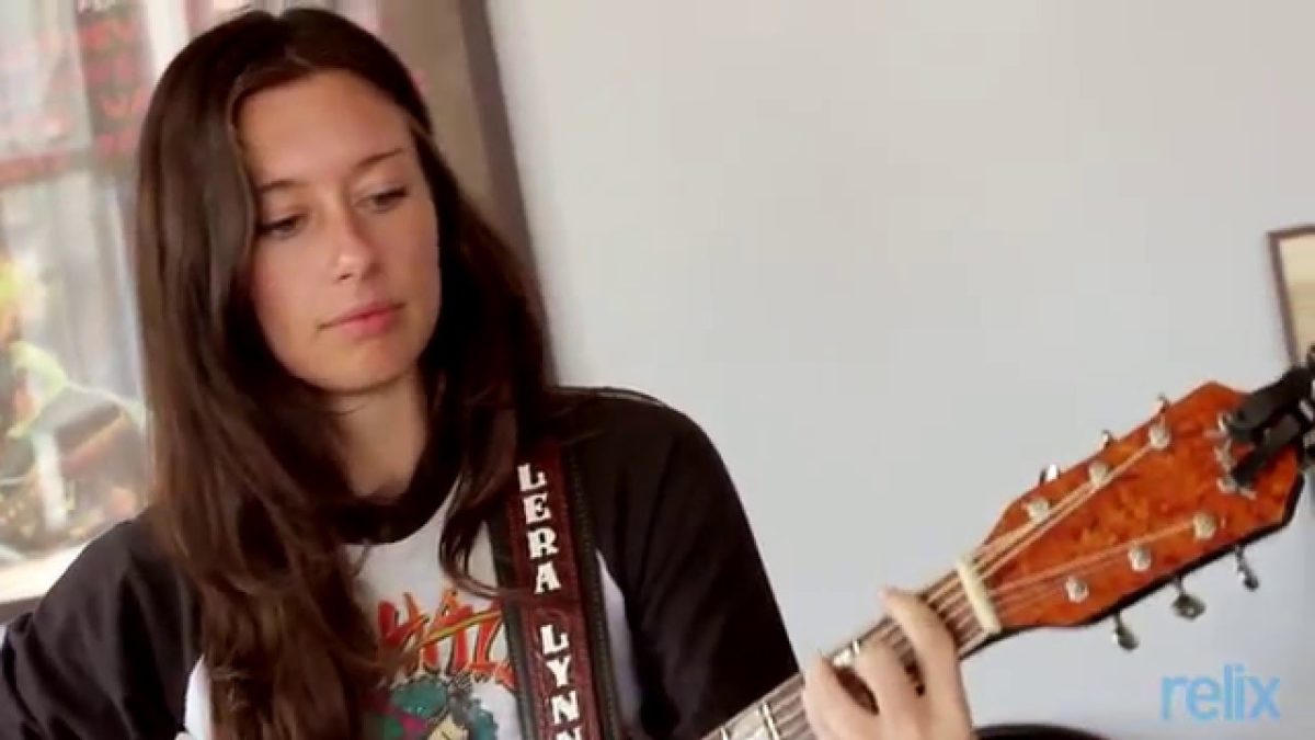 Lera Lynn "Standing On The Moon" and "Empty Pages"