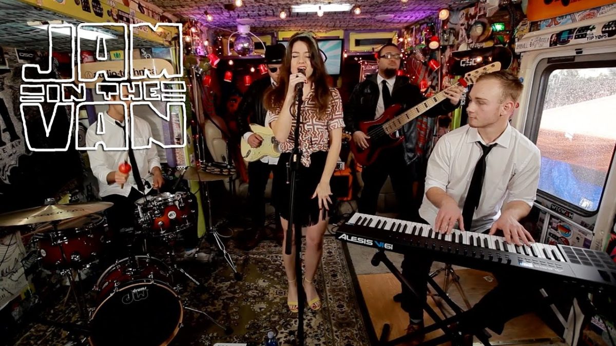 ALICIA BLUE - "Appetite" (Live at JITV HQ in Los Angeles, CA 2017) #JAMINTHEVAN