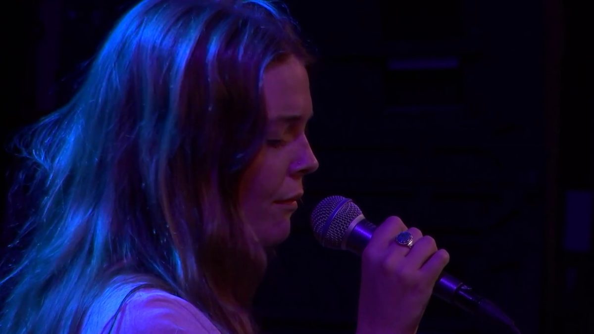 Light On - Maggie Rogers