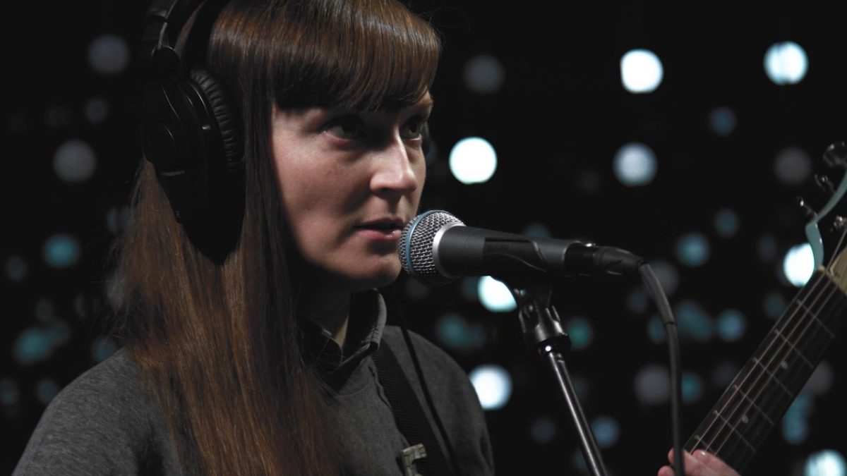 Lithics - Glass of Water (Live on KEXP)