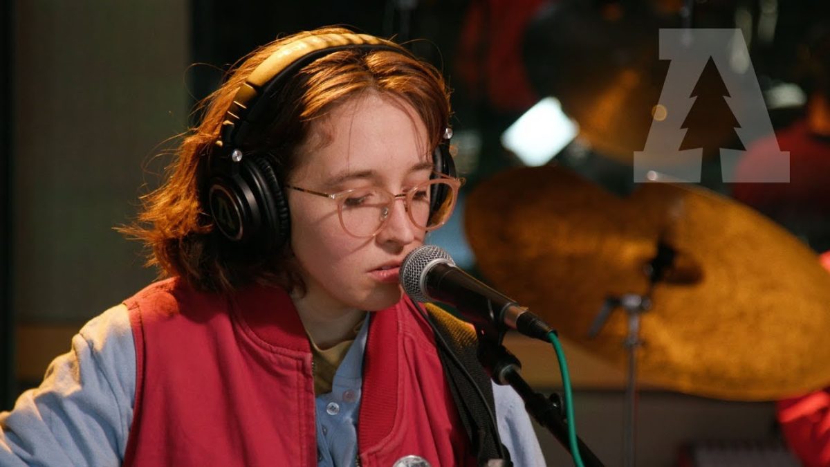 Lomelda - Brazos River | Audiotree Live