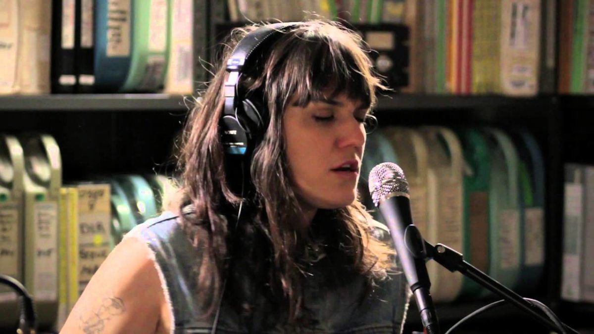 Emily Wells - Light Is Drainin' / Antidote - 1/29/2016 - Paste Studios, New York, NY