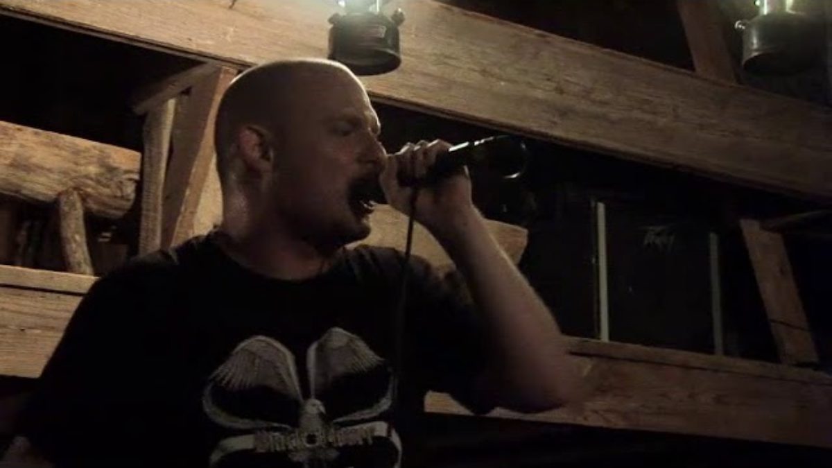 Mac Lethal - Walkin' On Nails - 7/29/2009 - Riverhouse Barn - Coon Rapids, IA