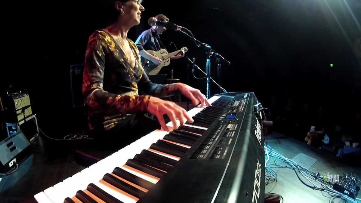 Marcia Ball - "That's How It Goes" (eTown webisode #369)