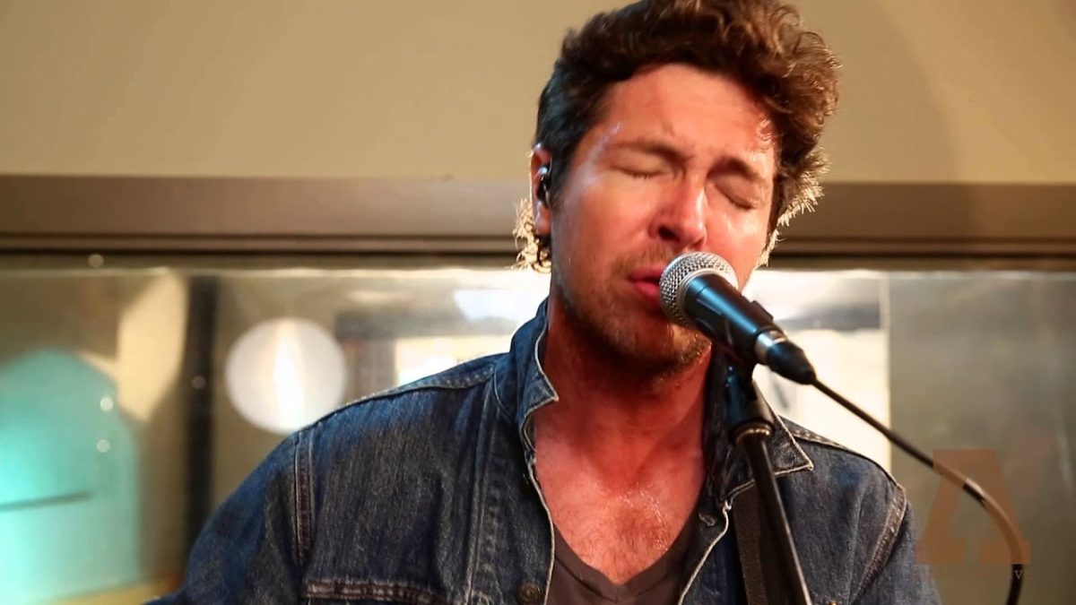 Matt Wertz - Whenever You Love Somebody - Audiotree Live