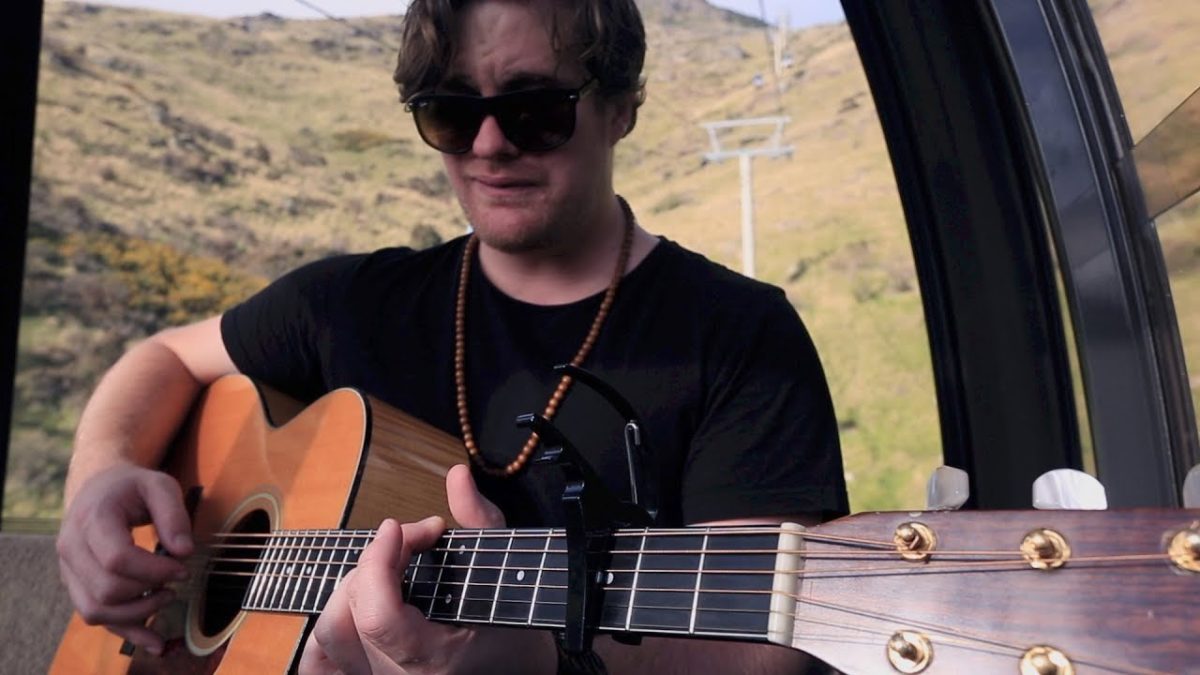 Matthew Smith "Shadow Hides A Face" // Gondola Sessions