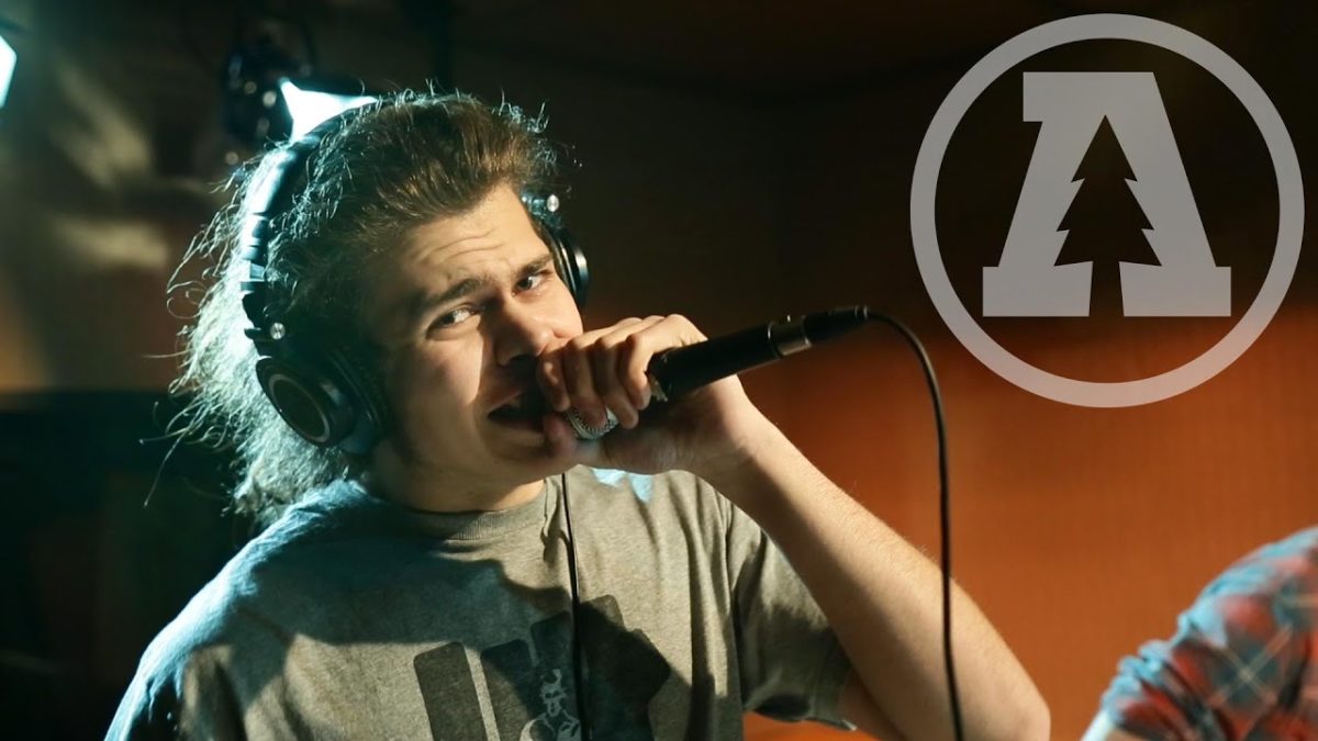 Modern Vices - Keep Me Under Your Arms | Audiotree Live