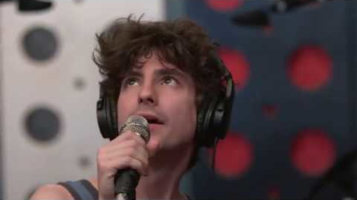 Moon King & Natty G - Come Around Ordinary Lover (Live on KEXP)