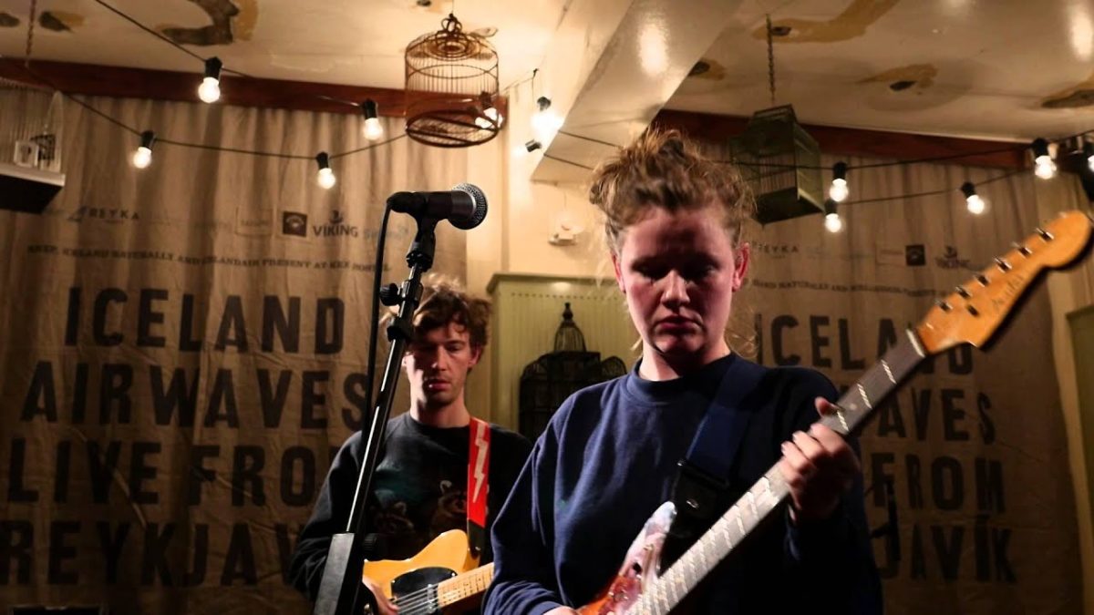 Mr. Silla - Reaching For Me (Live on KEXP)