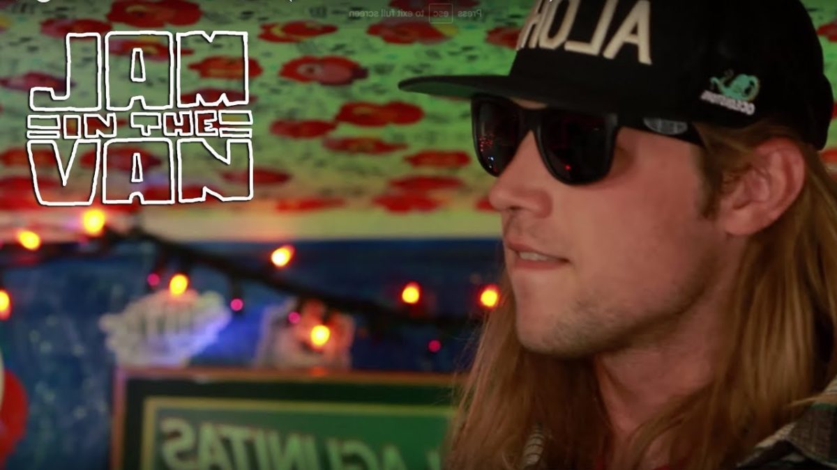 SUN DRIED VIBES - "Sweatin' This" (Live from California Roots 2015) #JAMINTHEVAN