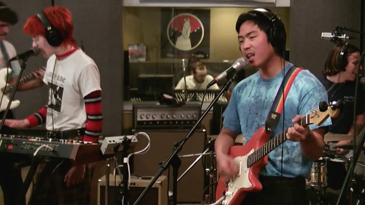 Navy Gangs - Housekeeping - Daytrotter Session - 6/6/2018
